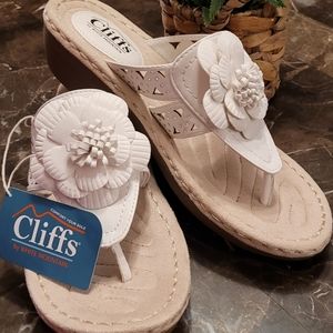 Cliffs White Sandals